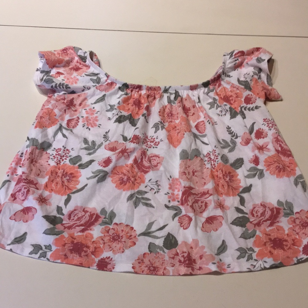 Beautiful Off The Shoulder Top 🌸❤️